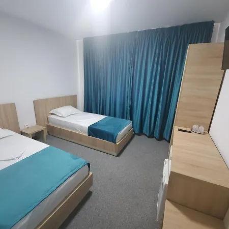 Vila Alina New B&B 술리나